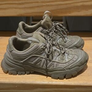 Zara Women's Olive Athletic Shoes, Modern Chic, Size 7, GUC